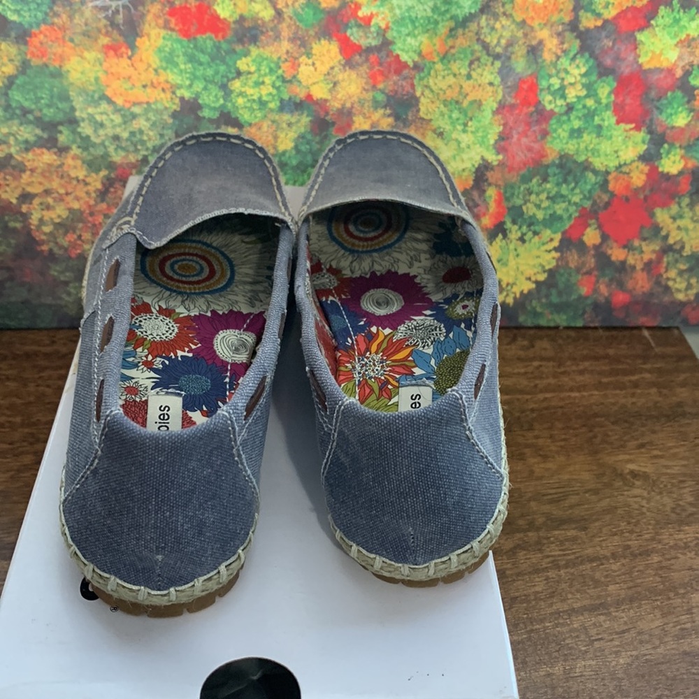 HUSH PUPPIES COPPELIA MOCC SIZE 7 NWB - Picture 3 of 8